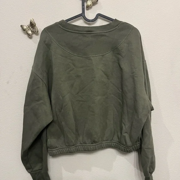 JoyLab Olive Green Women's Crop Top - Picture 3 of 4